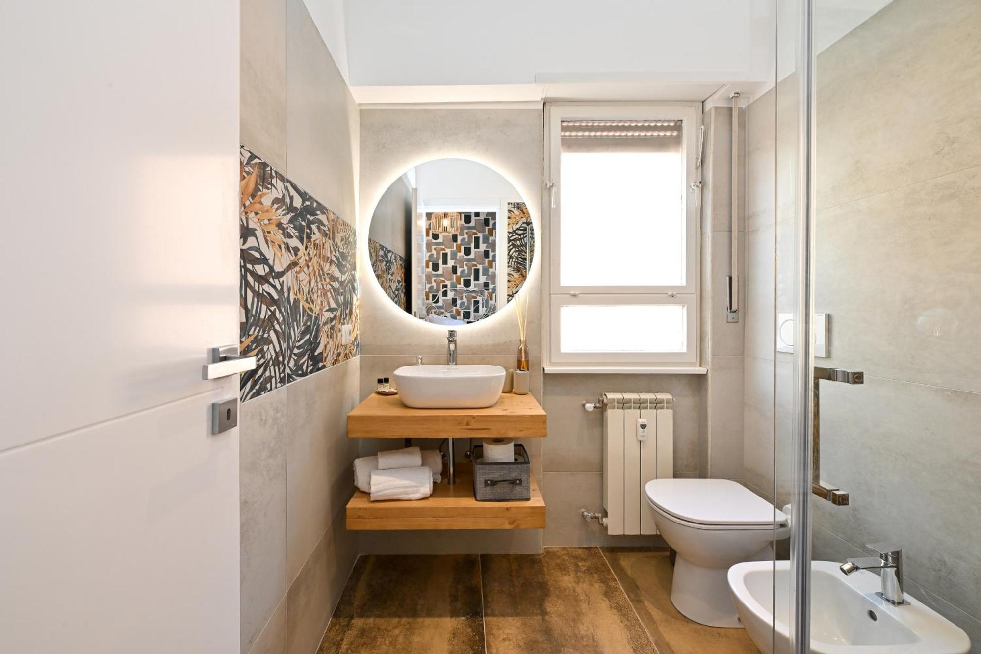 Apartment Cozy Steps From Metro Station *